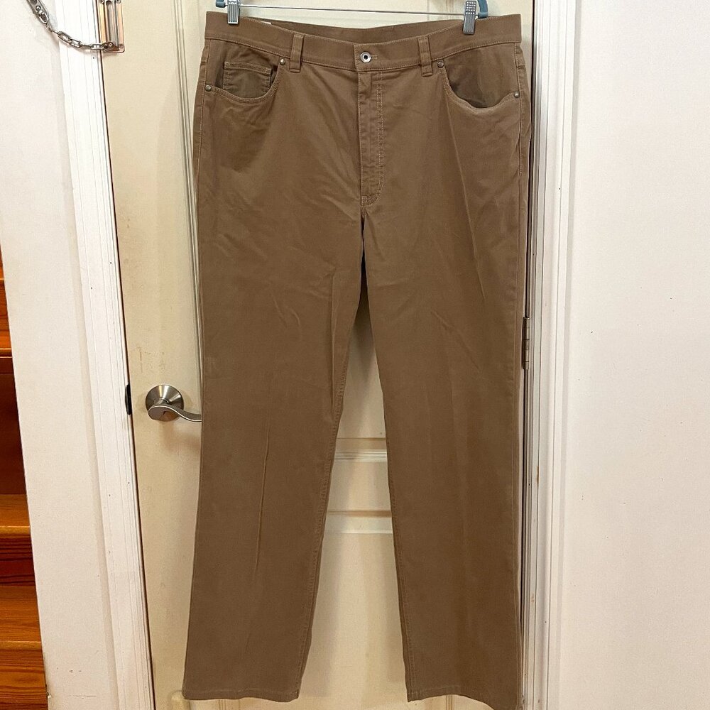 Bullock & Jones Men's Size 40 X 34 97% Cotton/3% Elastane Pants. Light Brown.